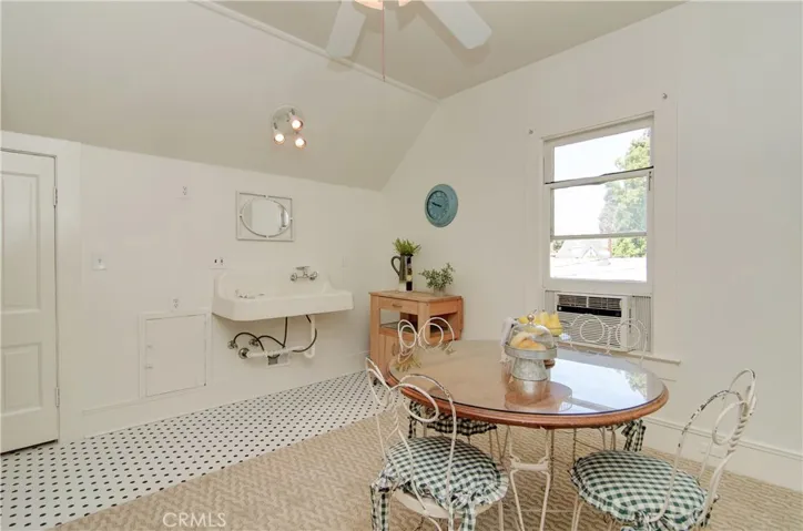 350 S Olive Street, Orange, California 92866