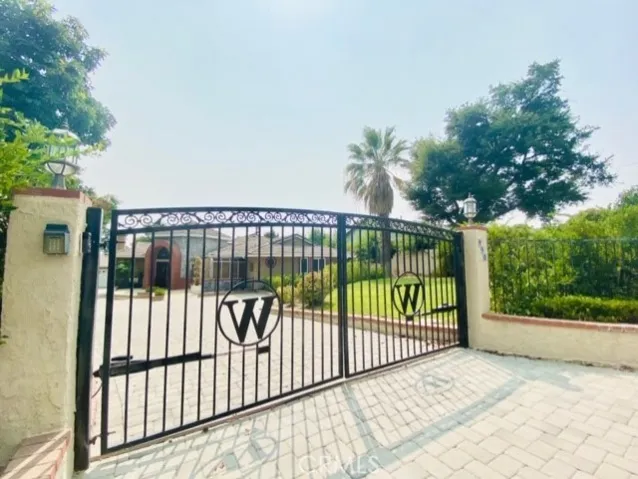 990 W 25th Street, Upland, California 91784