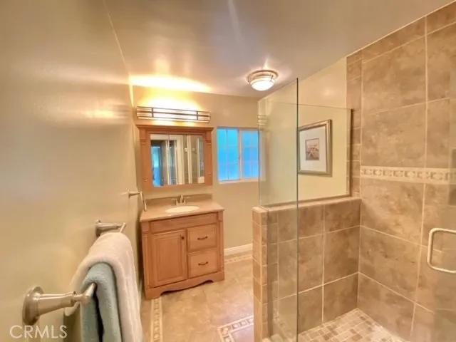 990 W 25th Street, Upland, California 91784
