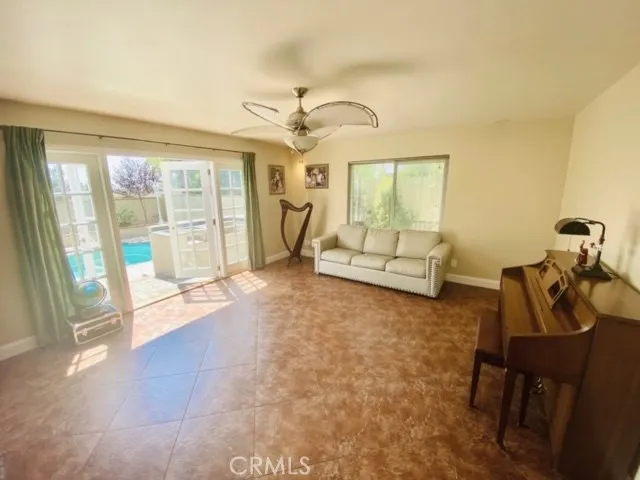990 W 25th Street, Upland, California 91784