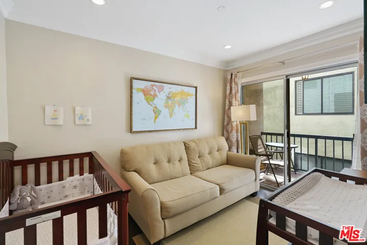 1122 Peck Drive 103, Los Angeles, California 90035