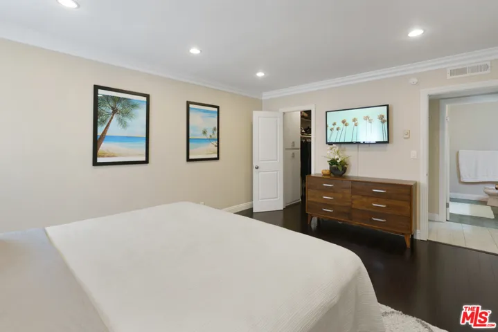 1122 Peck Drive 103, Los Angeles, California 90035