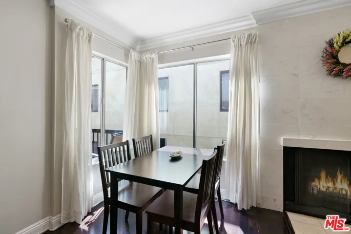 1122 Peck Drive 103, Los Angeles, California 90035