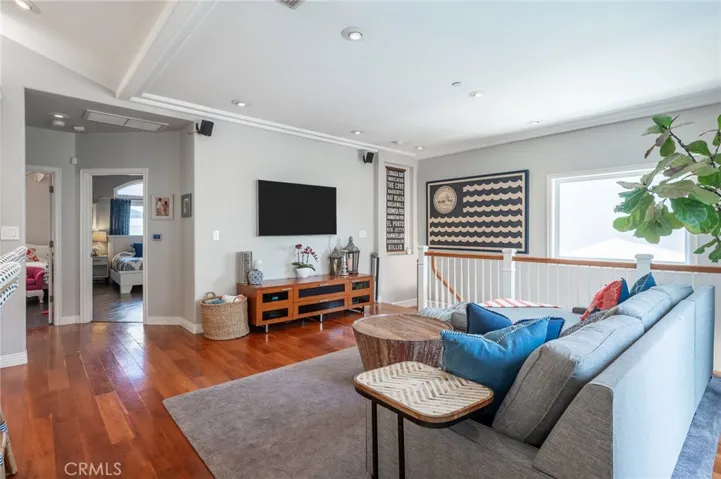 106 S Francisca Avenue B, Redondo Beach, California 90277