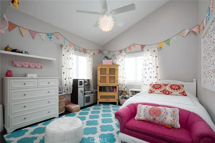 106 S Francisca Avenue B, Redondo Beach, California 90277