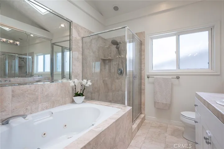 106 S Francisca Avenue B, Redondo Beach, California 90277