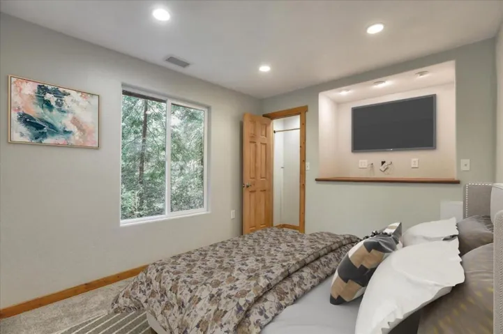 21471 Lee Drive, Los Gatos, California 95033