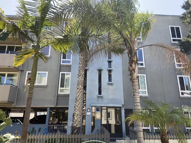 2965 Mission Blvd. 3d, San Diego, California 92109