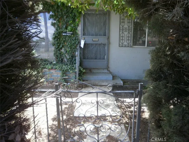 Front entry from Wood st.