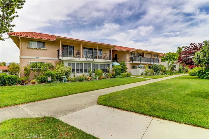 2208 Via Mariposa E O, Laguna Woods, California 92637