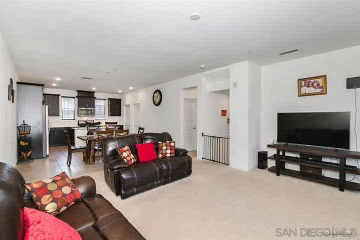 5160 Calle Sand Arch 79, San Diego, California 92154