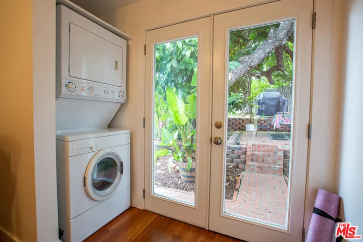 1431 Lemoyne Street, Los Angeles, California 90026