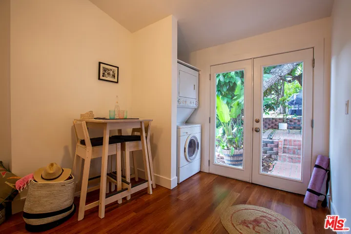 1431 Lemoyne Street, Los Angeles, California 90026