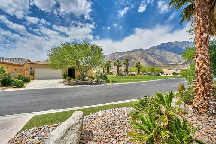 756 Summit Dr Palm Springs CA-print-039-