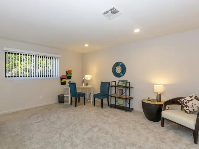 020_Bedroom