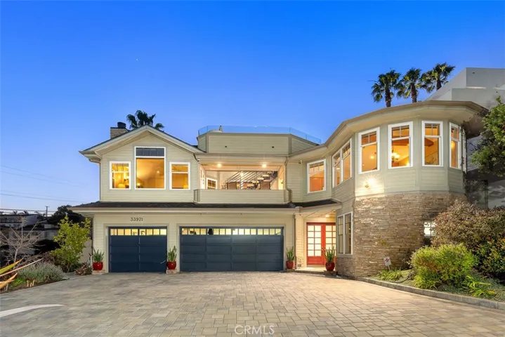 The property is very well manicured and a nice size for Lantern Village. Over-sized driveway. You have panoramic views from the garage, front door and driveway. The views keep getting better from the home's interior, Walk to everything!