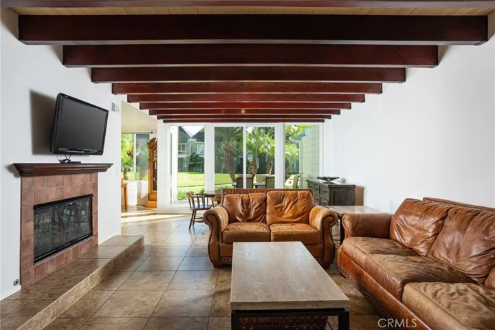 16419 Wimbledon Lane, Huntington Beach, California 92649