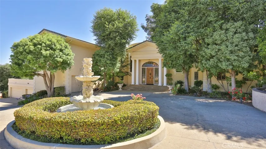 2510 San Antonio Crescent E, Upland, California 91784