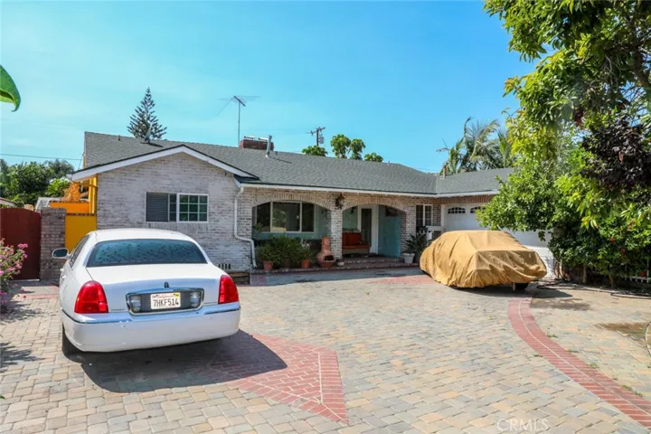 11421 Barclay Drive, Garden Grove, California 92841