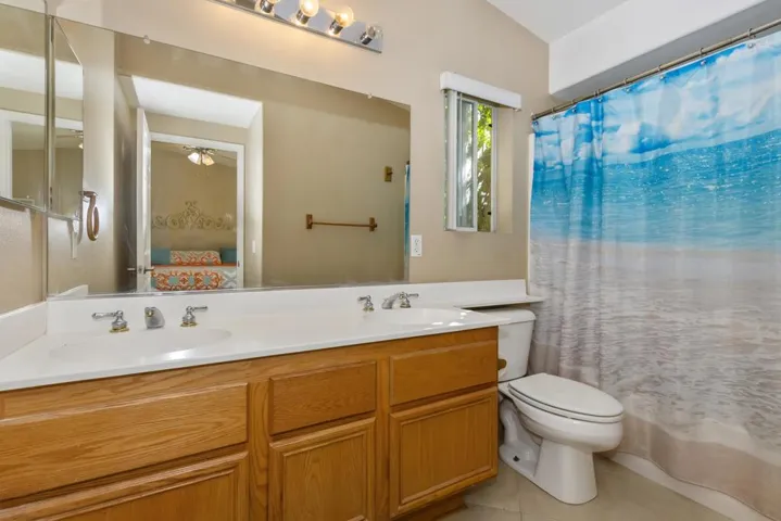 017_Master Bathroom