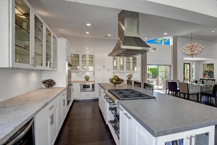 KITCHEN REVERSE OVER ISLAND MLS