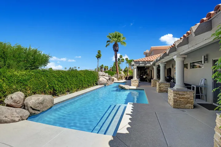 POOL LONG MLS