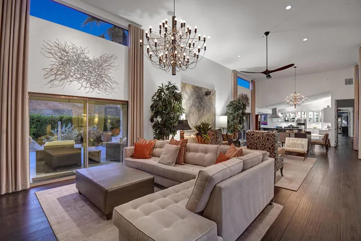 LIVING ROOM REVERSE NIGHT MLS