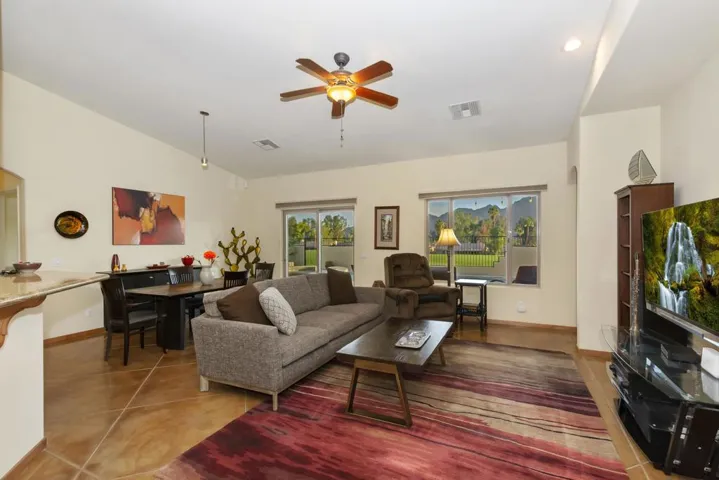 005_Living Room