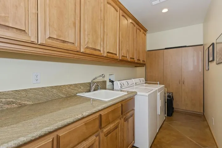 013_Laundry Room