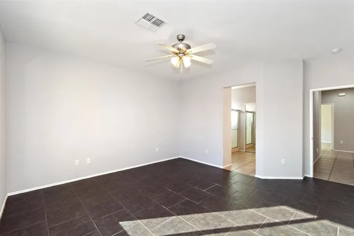 15-Master Bedroom