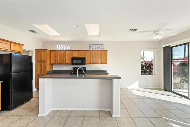 07-Kitchen