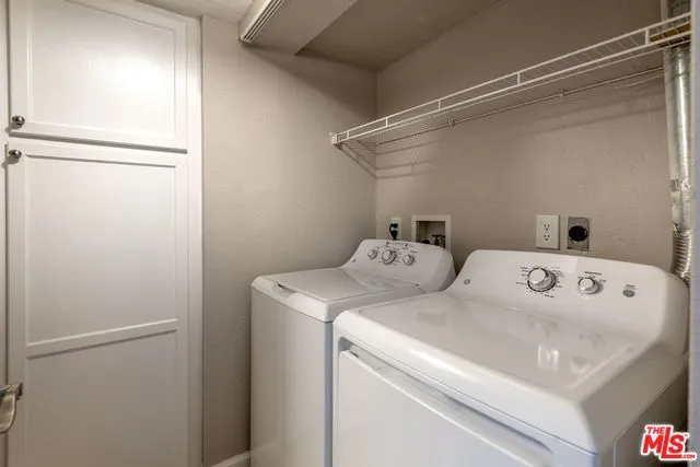 400 N Sunrise Way 204, Palm Springs, California 92262