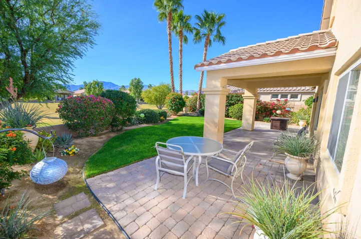 45182 Eagle Crest - By Casas -_