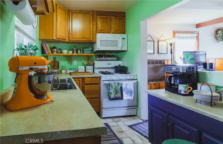 740 W Country Club Boulevard, Big Bear, California 92314