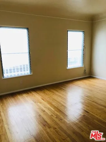 Bright dining room