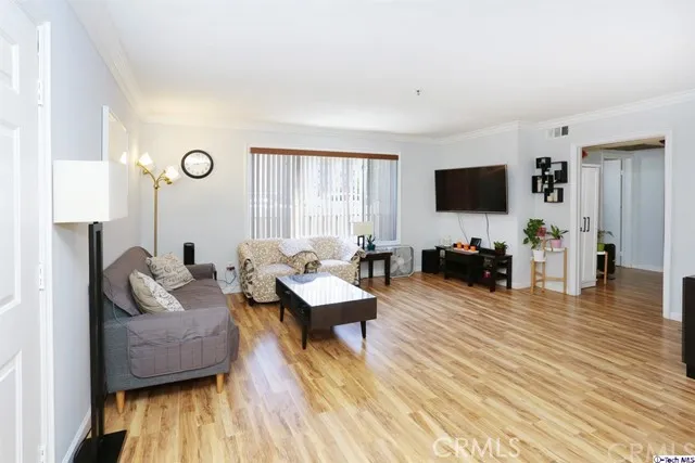 10290 Tujunga Canyon Boulevard 208, Tujunga, California 91042