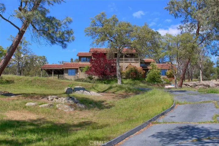 42079 Long Hollow Drive, Coarsegold, California 93614