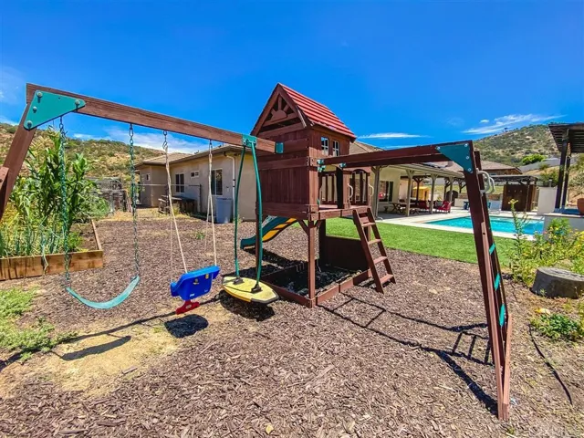 2478 Kevin Ct, Alpine, California 91901