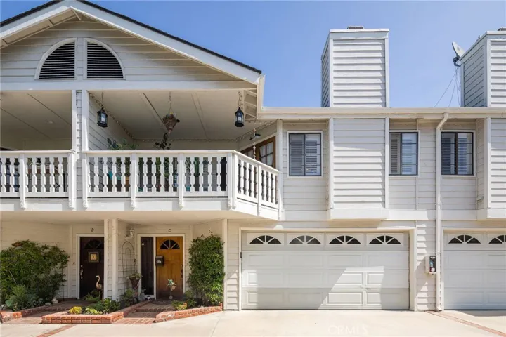 26107 Oak Street C, Lomita, California 90717