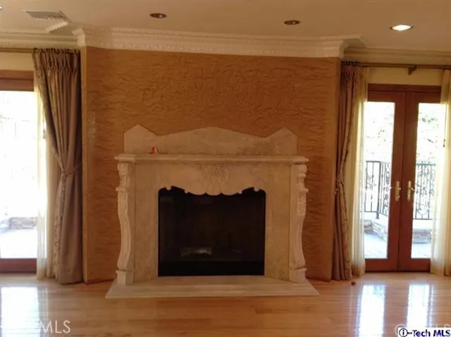 3162 Grangemont Road, Glendale, California 91206