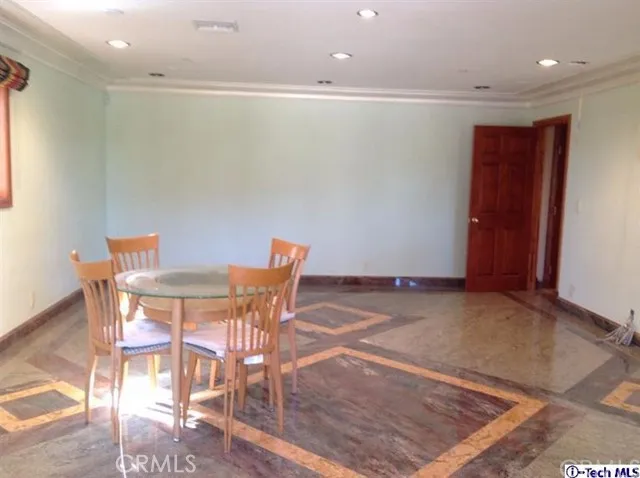 3162 Grangemont Road, Glendale, California 91206