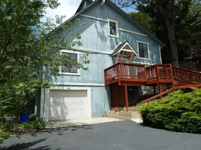 808 Madera Lane, Lake Arrowhead, California 92352