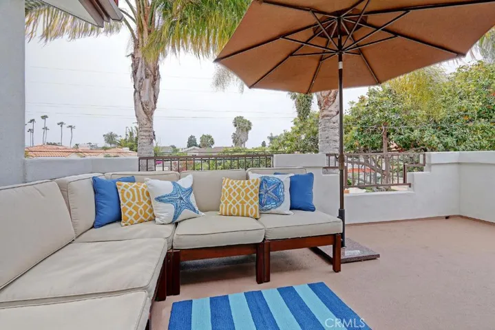 710 N Irena Avenue A, Redondo Beach, California 90277