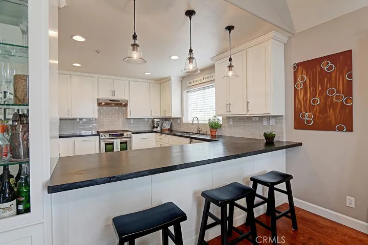710 N Irena Avenue A, Redondo Beach, California 90277