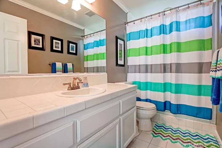 710 N Irena Avenue A, Redondo Beach, California 90277