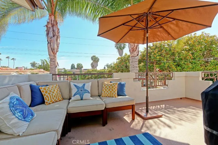 710 N Irena Avenue A, Redondo Beach, California 90277