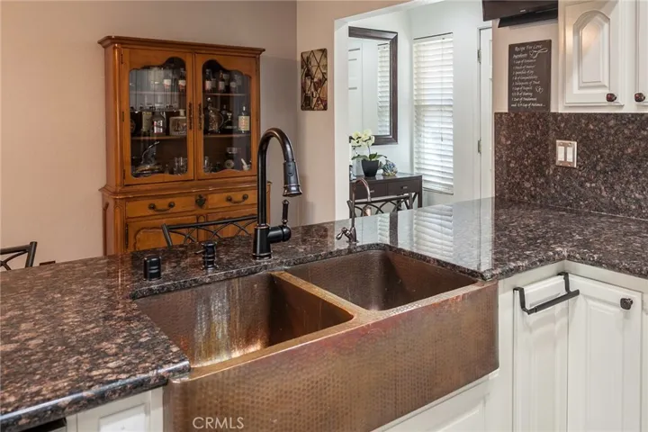 1431 Laramie Avenue, Redlands, California 92374