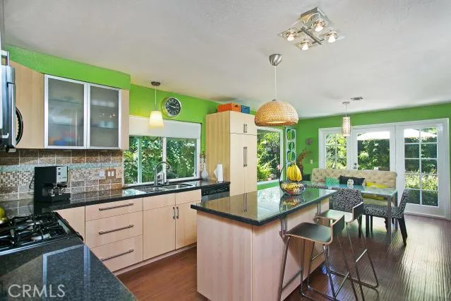 1009 W Curie Avenue, Santa Ana, California 92707