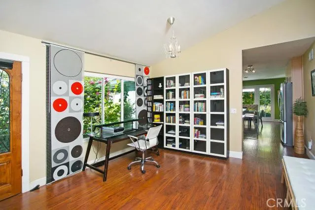 Dining room/kitchen entry