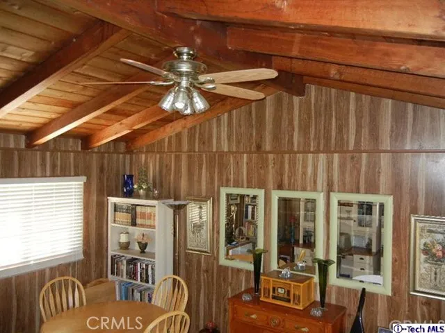 1827 Thurman Avenue, Los Angeles, California 90019